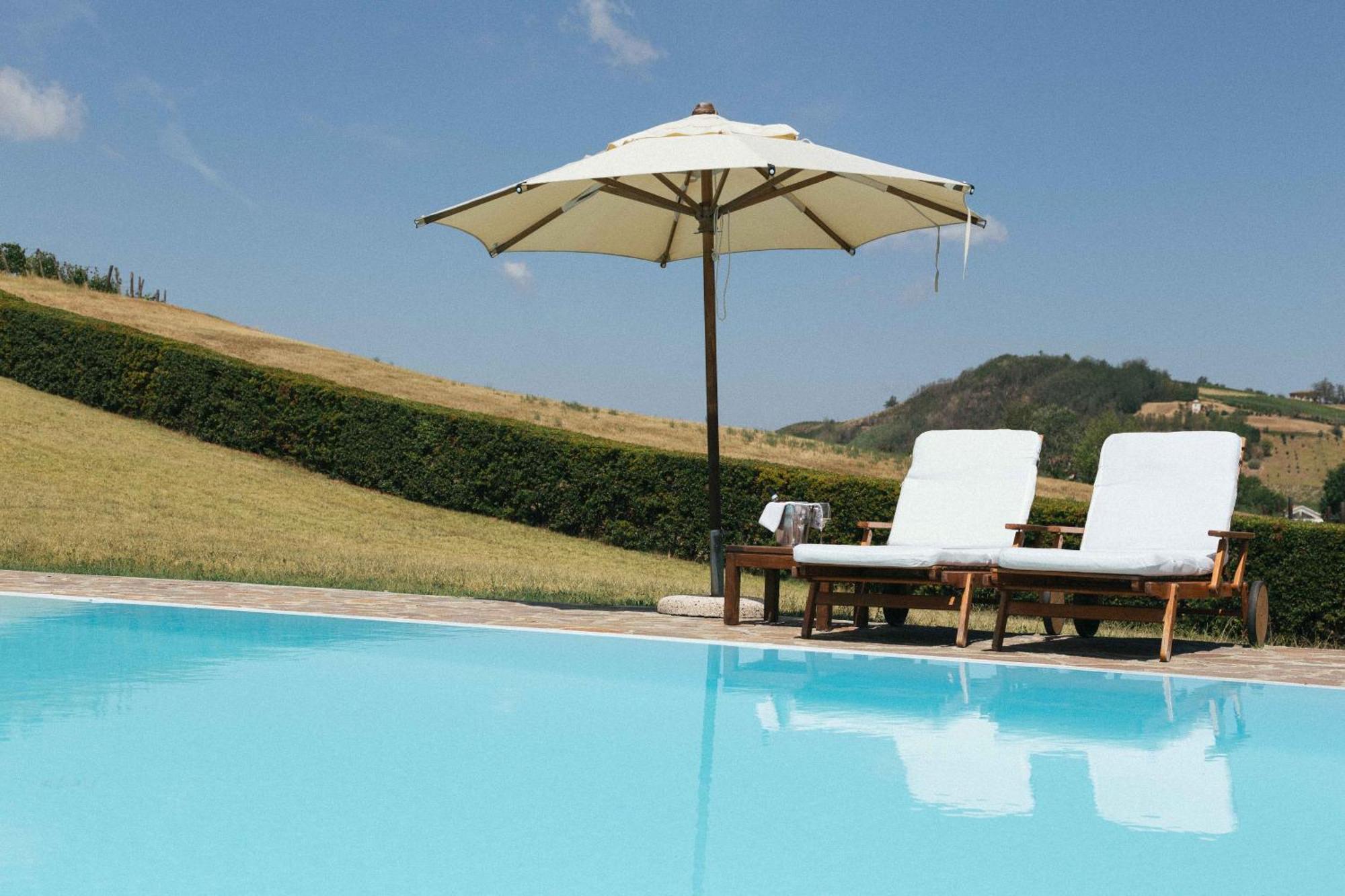 Apart-Agriturismo "La Colomba" Nizza Monferrato Ngoại thất bức ảnh